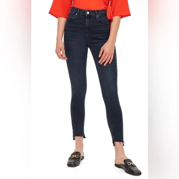 Topshop Jamie Jeans with Raw Hem Petite W28 L28 NWOT - Picture 2 of 9